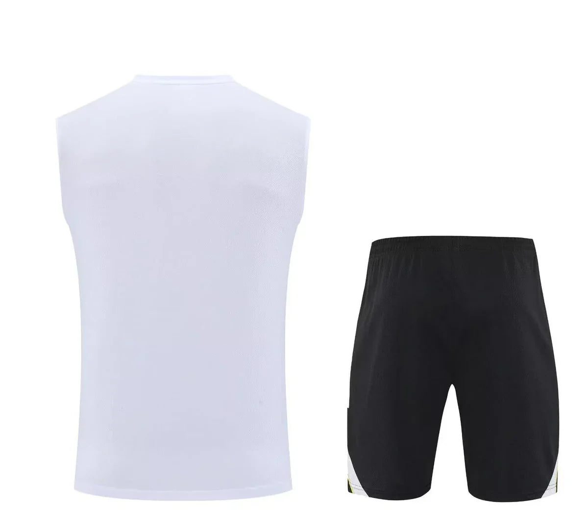 Camiseta y Pantalón corto de entrenamiento Real Madrid 25/26