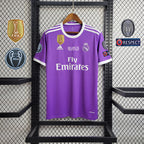 Camiseta Retro Real Madrid Away 2017 - Con Parches