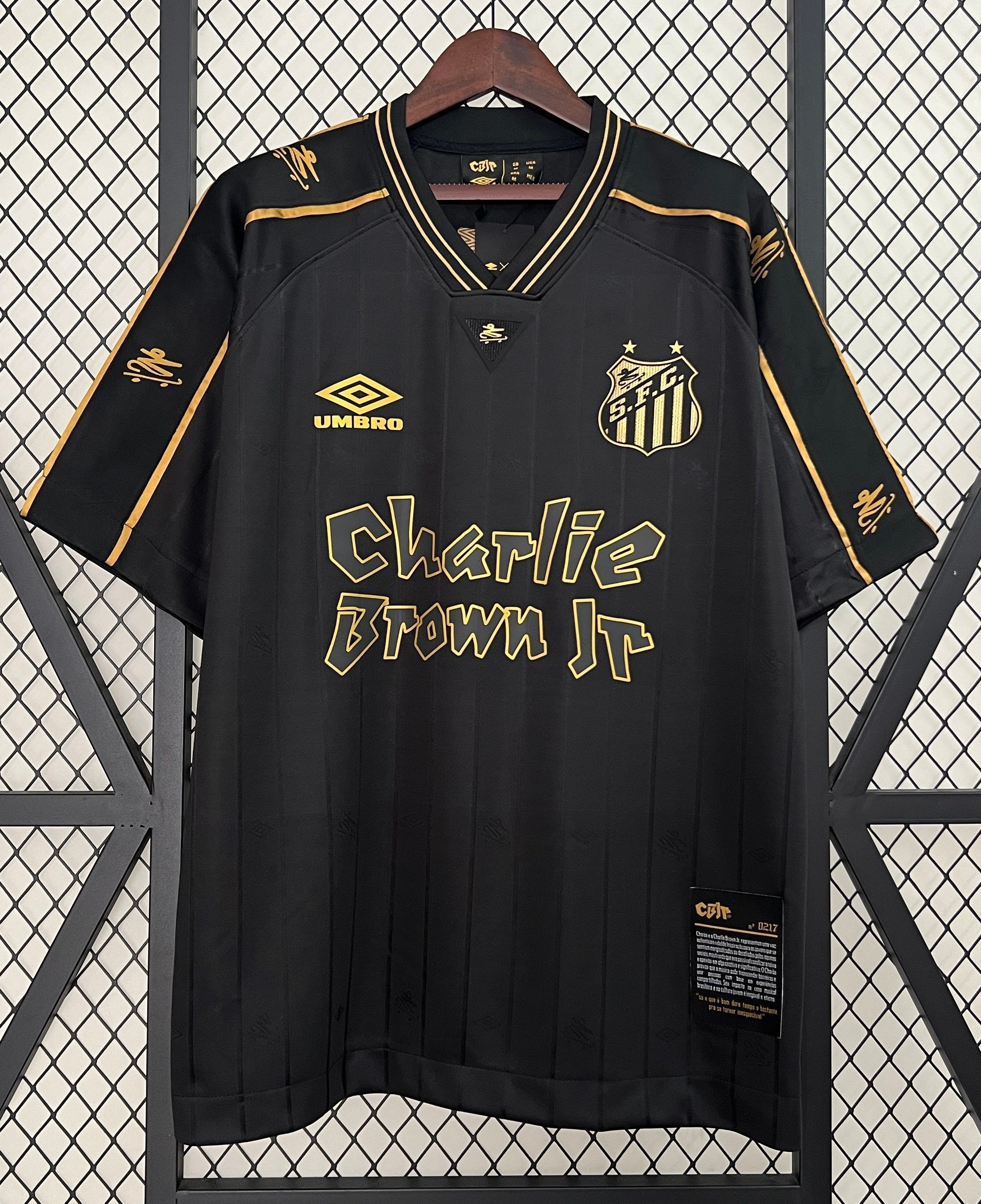 Camiseta Santos Edición Charlie Brown Jr 24/25