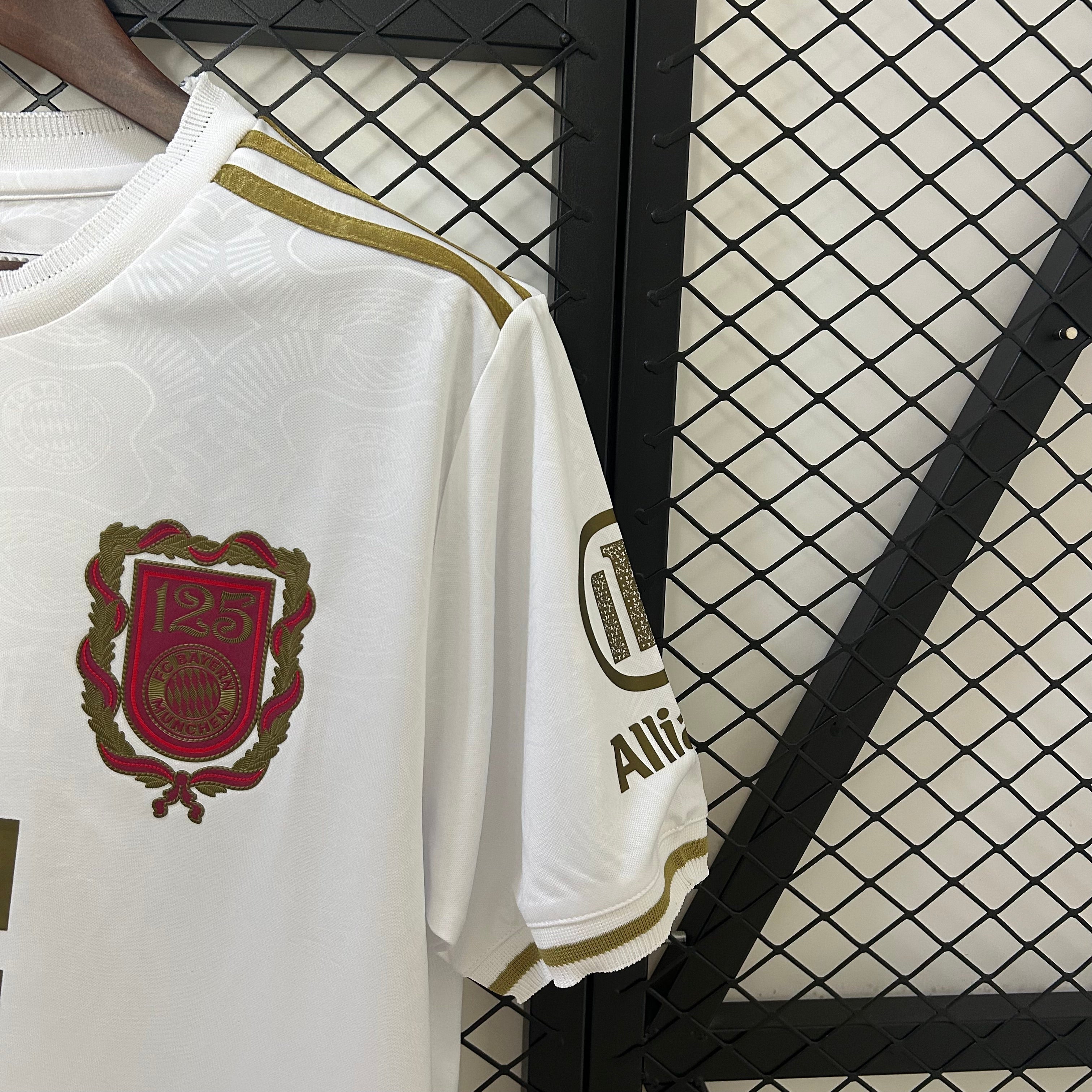 Camiseta Bayern de Múnich 125 Años 25/26