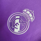 Camiseta Retro Real Madrid Away 2017 - Con Parches