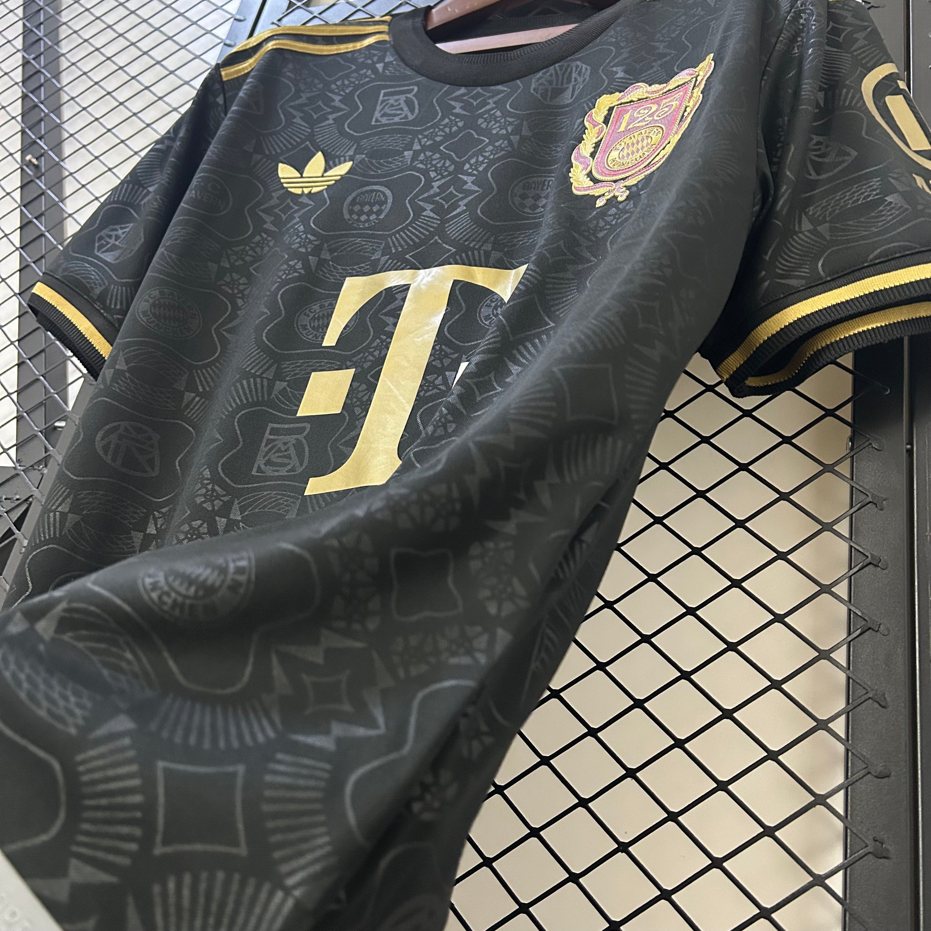 Camiseta Bayern de Múnich 125 Años 25/26