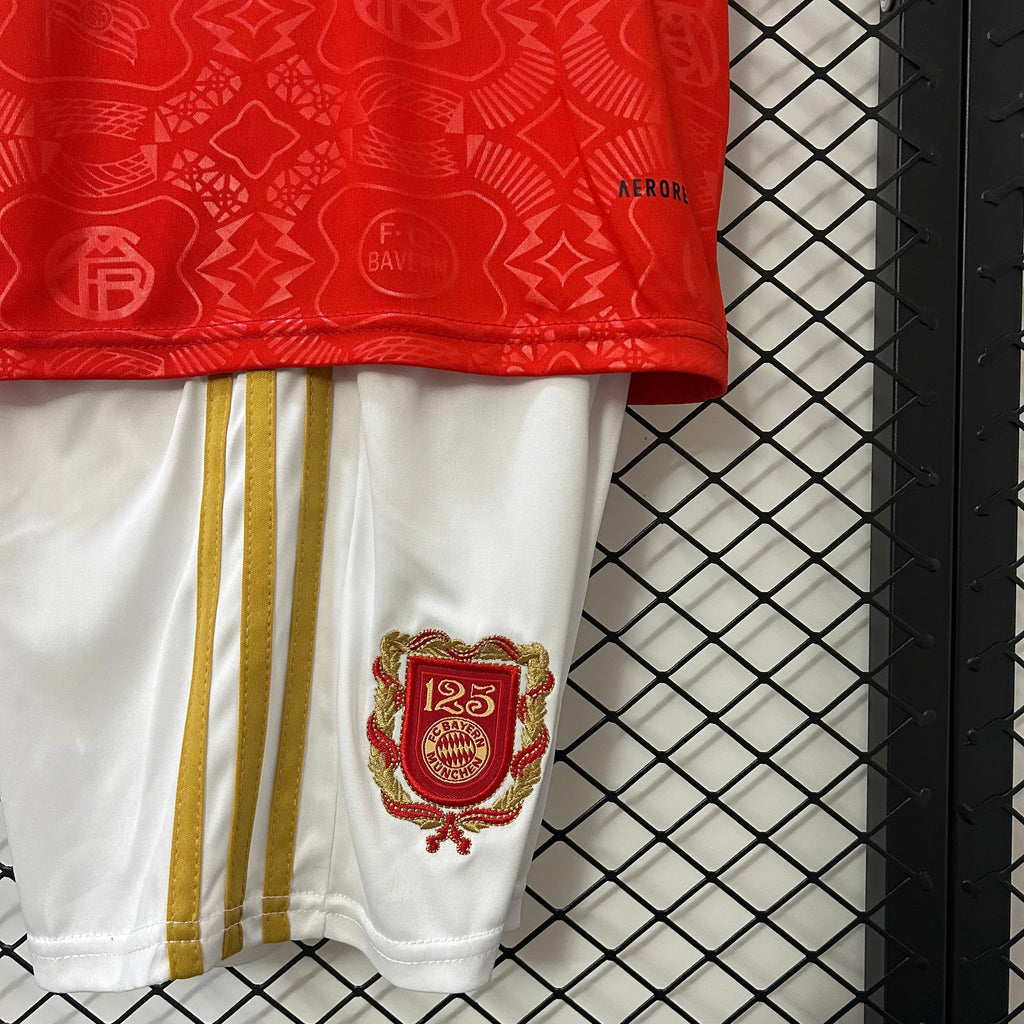Camiseta y Pantalones para niños Bayern de Múnich 125 Años 25/26