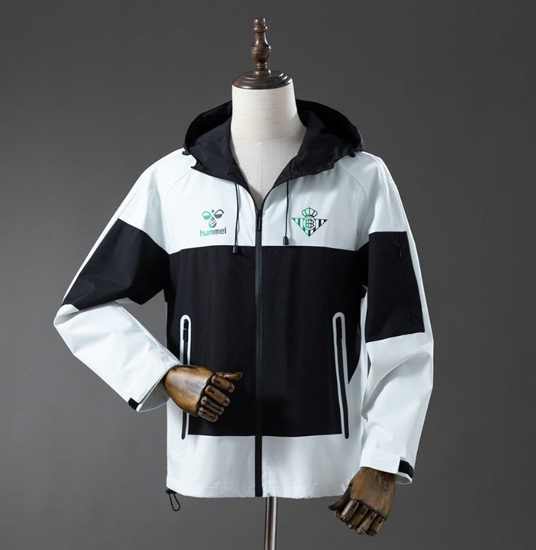 Abrigo Impermeable Real Betis 2025/26