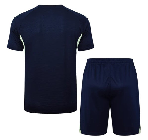Camiseta y Pantalón corto de entrenamiento Real Madrid 25/26