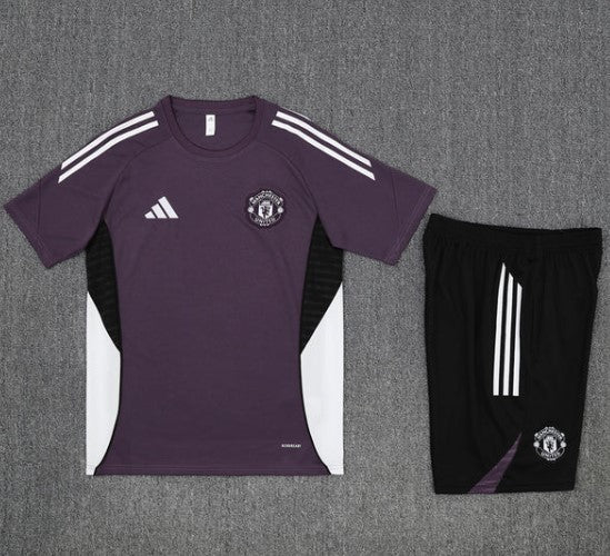 Camiseta y Pantalón corto de entrenamiento para niños Manchester United 2025/26