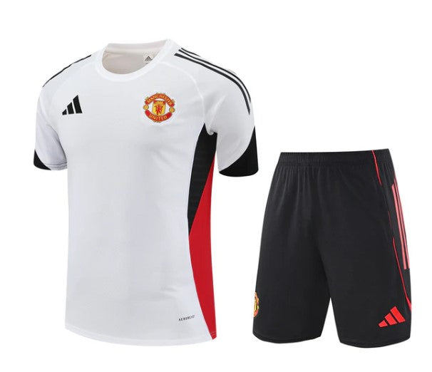 Camiseta y Pantalón corto de entrenamiento para niños Manchester United 025/26