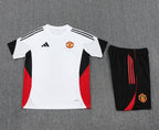 Camiseta y Pantalón corto de entrenamiento para niños Manchester United 025/26