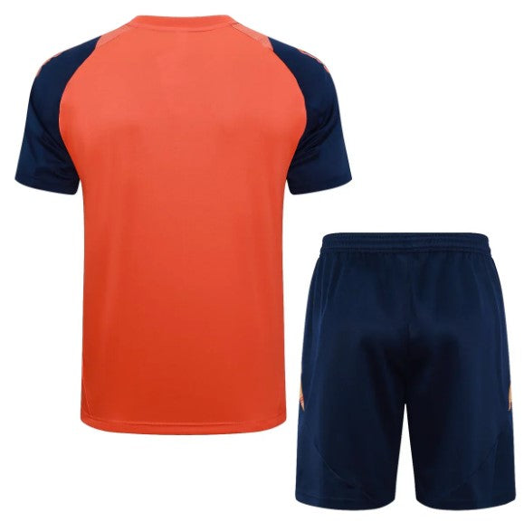 Camiseta y Pantalón corto de entrenamiento Manchester United 2024/25