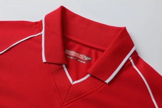Camiseta Liverpool Retro 2001