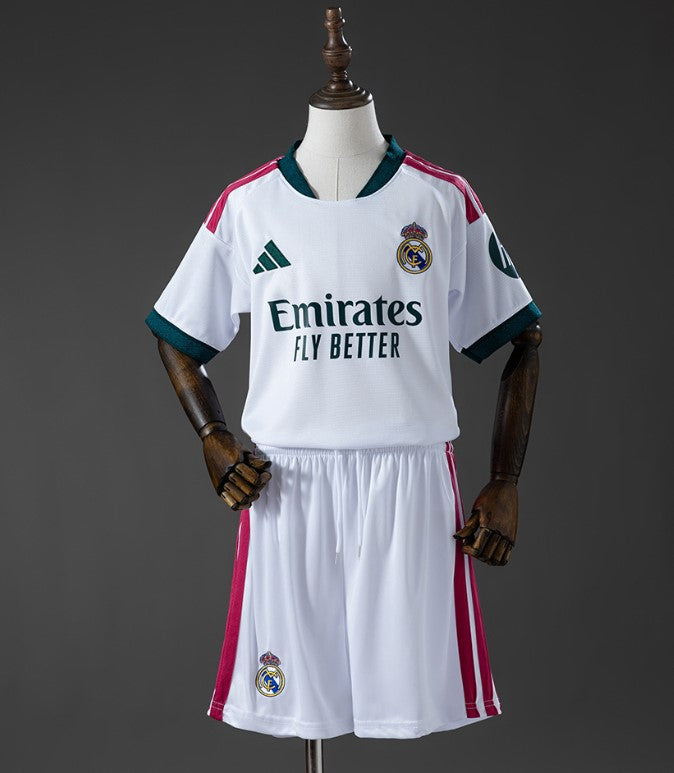 Camiseta y Pantalones para niños Real Madrid Home 2026/27