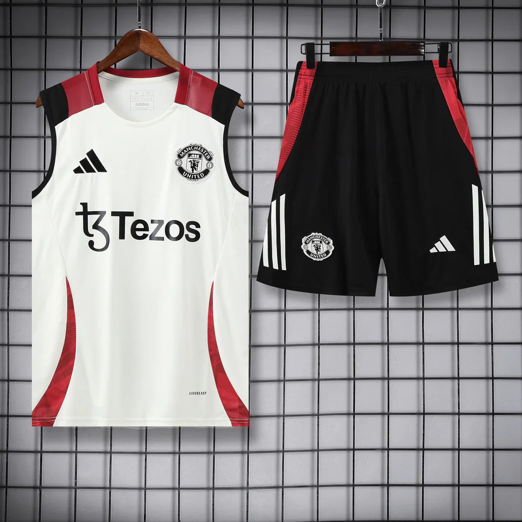 Camiseta y Pantalón corto de entrenamiento Manchester United 2025/26
