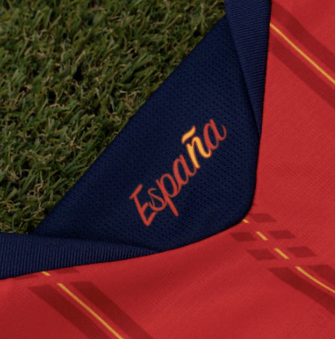 Camiseta y Pantalones para niños España Home  2026/27