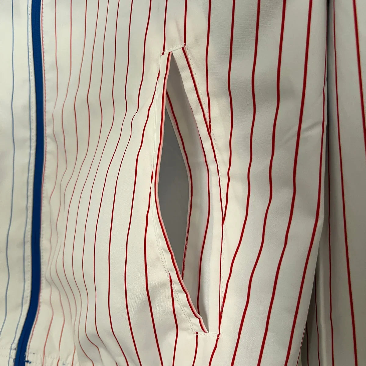 Chaqueta impermeable reversible Francia 2025