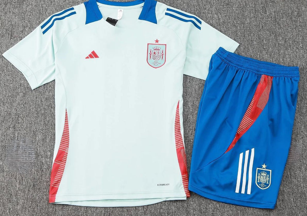 Camiseta y Pantalón corto de Entrenamiento España