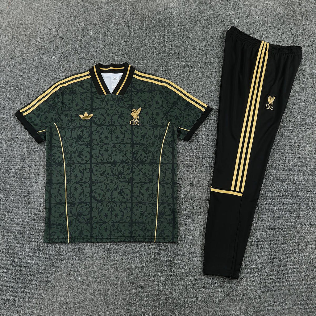 Conjunto Liverpool 26/27
