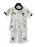 Camiseta y Pantalones para niños Portugal 25/26