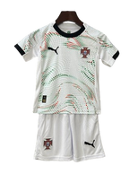 Camiseta y Pantalones para niños Portugal 25/26